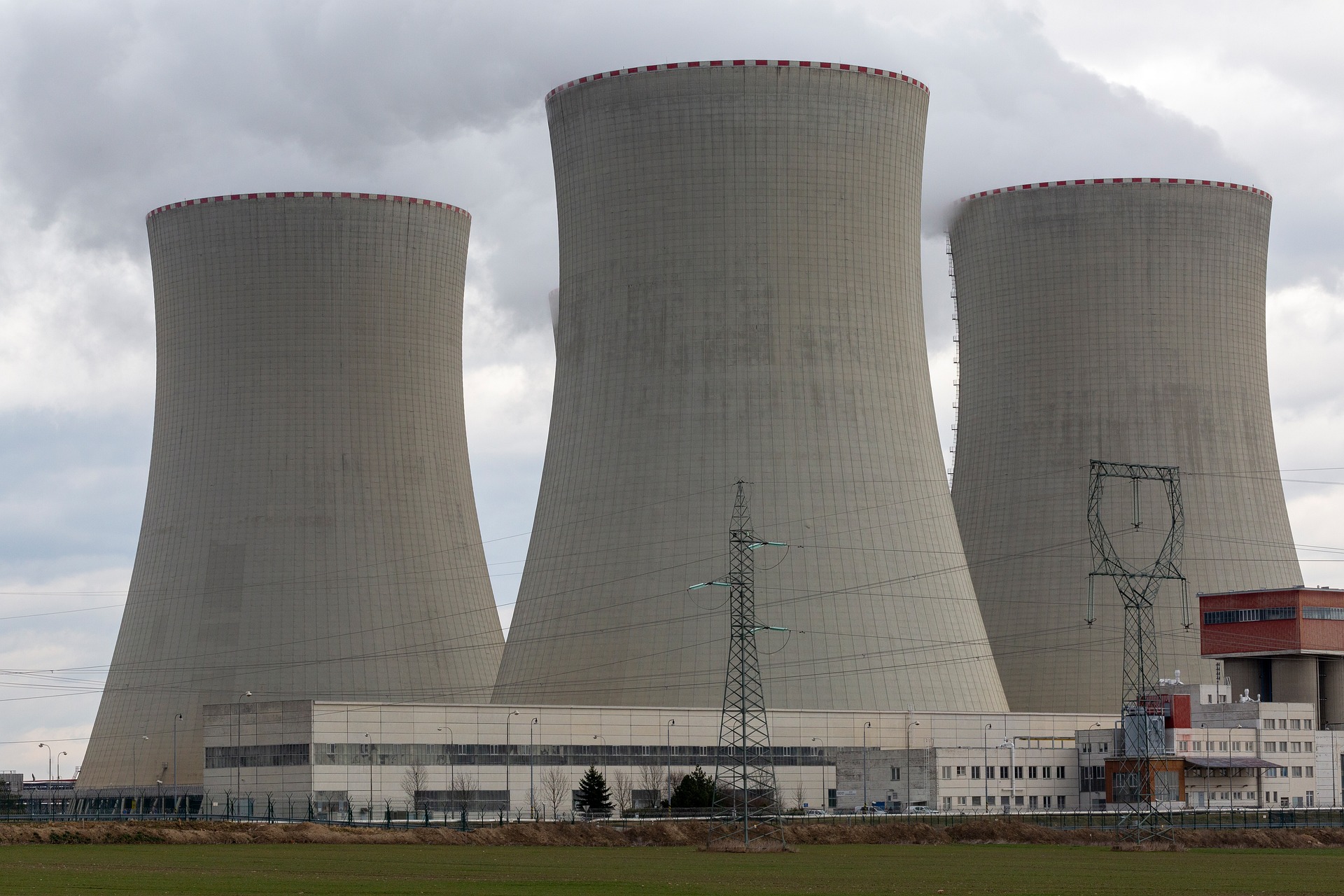 Zalety i wady energetyki jądrowej